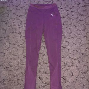 Gym shark leggings